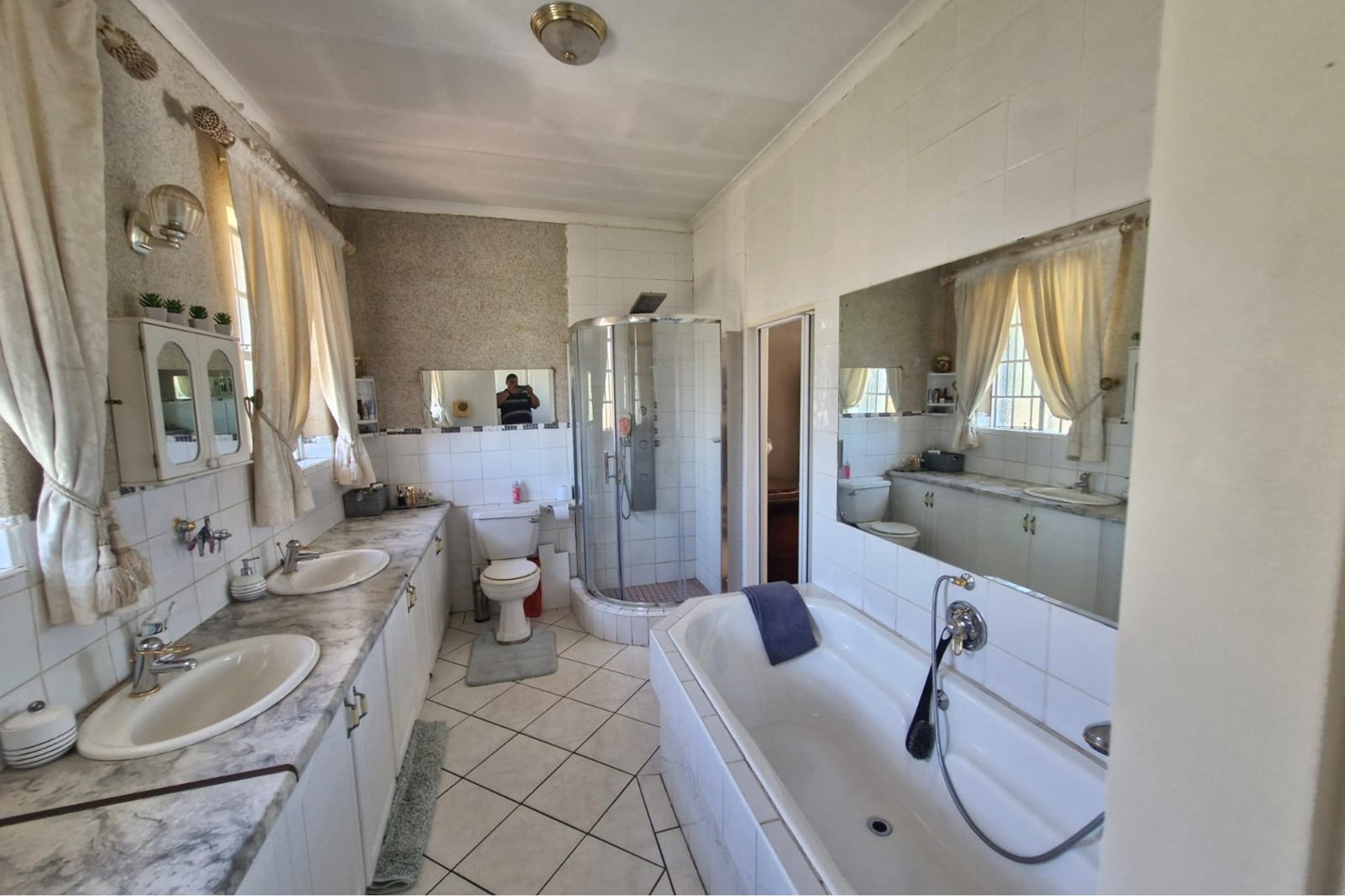 5 Bedroom Property for Sale in Wilkoppies North West